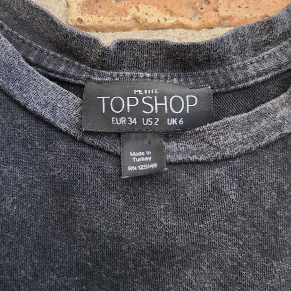 Topshop muscle tee, size 2, black - Picture 2 of 4